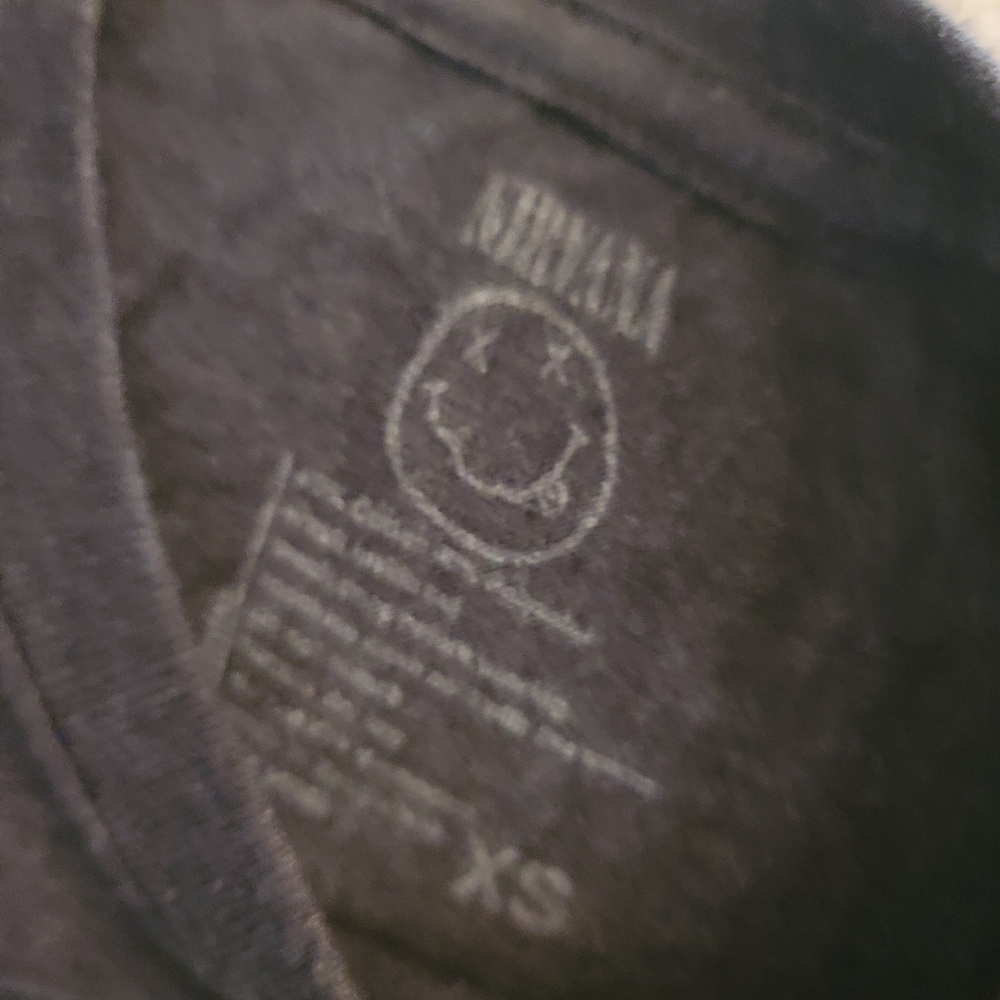 Nirvana Gray Tee Size Extra Small - image 3